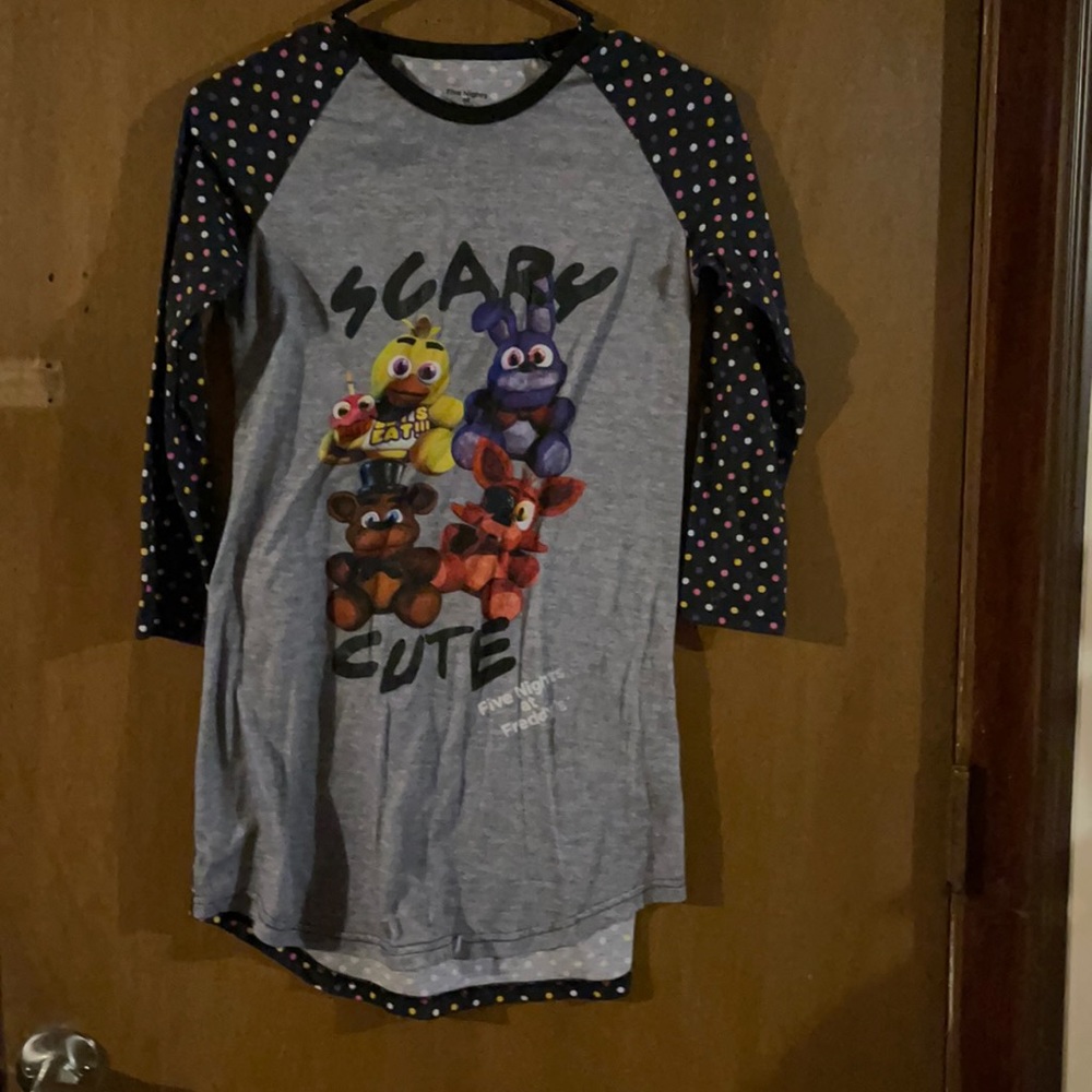 Girls 5 nights at Freddy’s nightgown